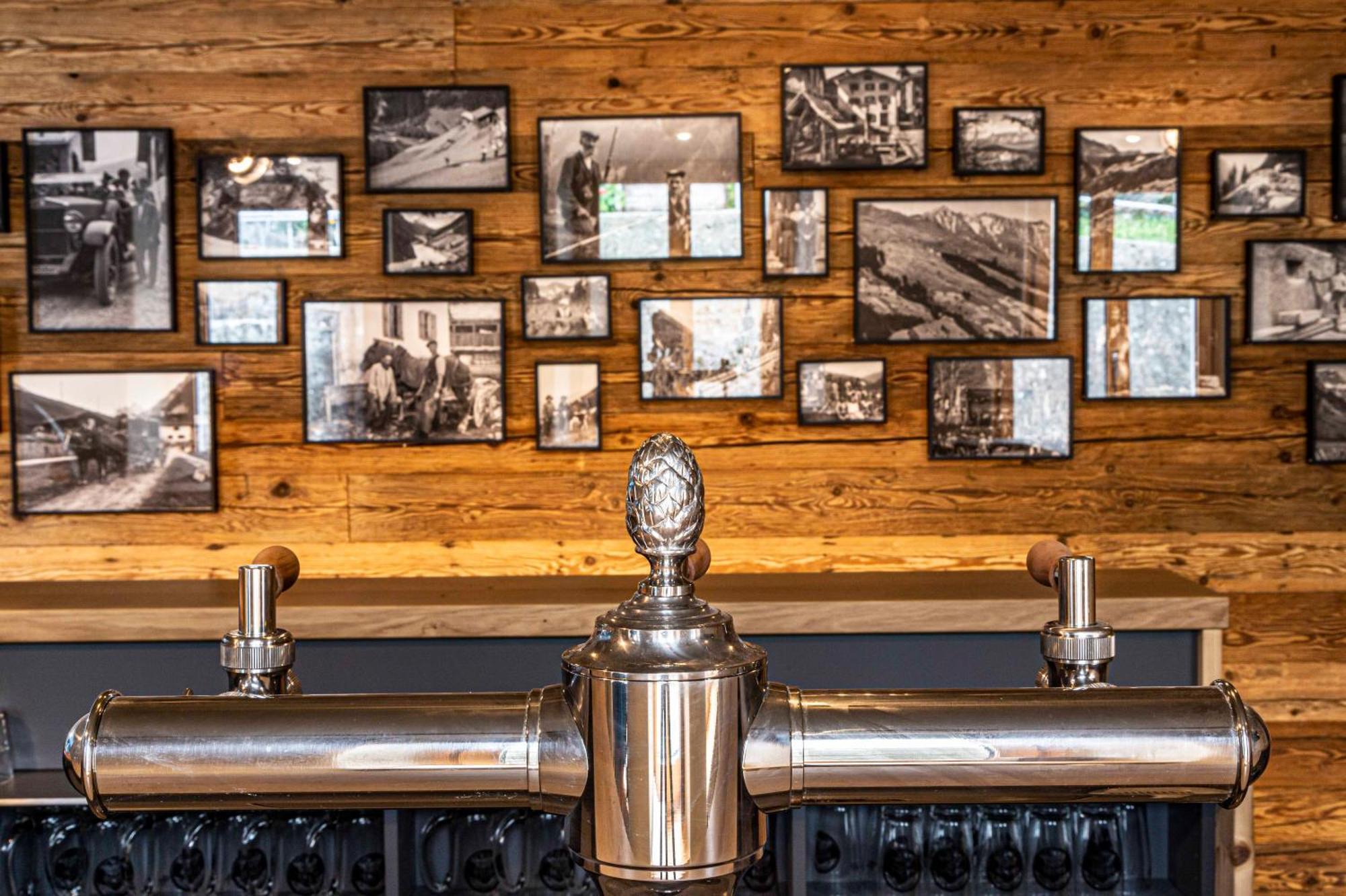Gasthaus Roessli Versam エクステリア 写真